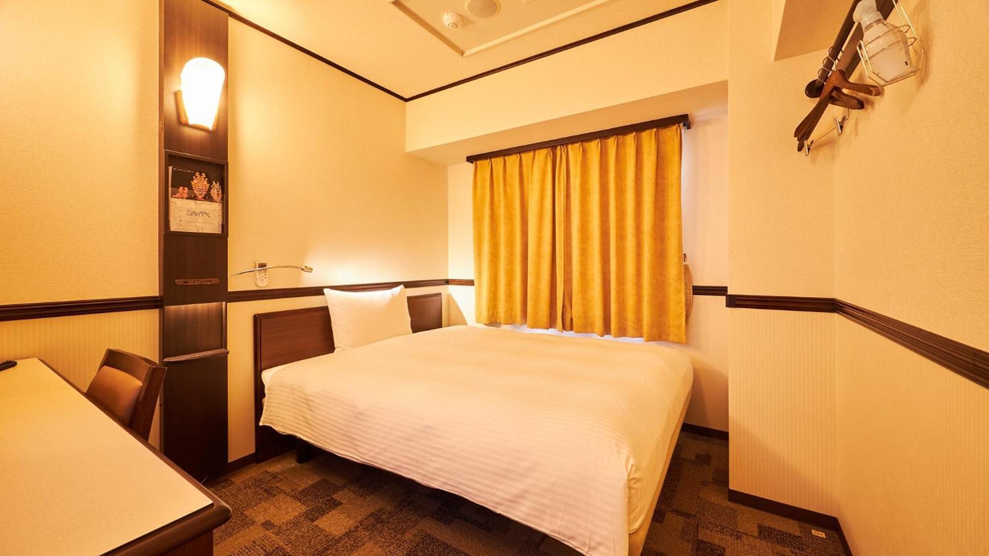 Toyoko Inn Tsu Eki Nishi Guchi Room photo